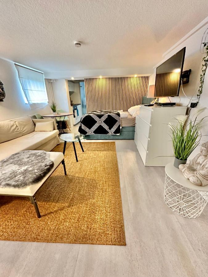Ruhiges Retreat Souterrain-Apartment Werbach Nahe Pferdemarkt W31 โอลเดนบวร์ก ภายนอก รูปภาพ